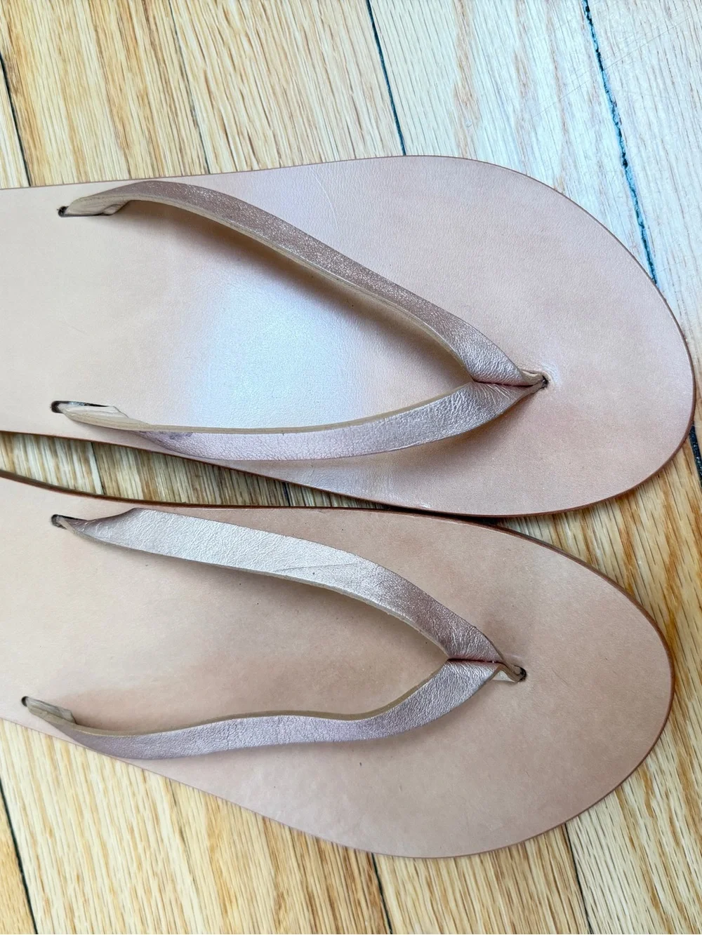 beek NWOT Seabird Flip Flop Honey Leather Sandals Women’s Size 9